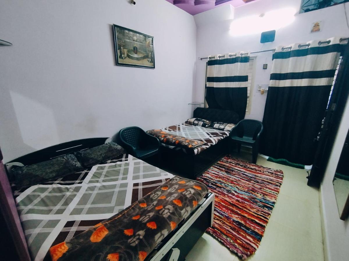 Kalpeshwar Homestay Ujjain Buitenkant foto