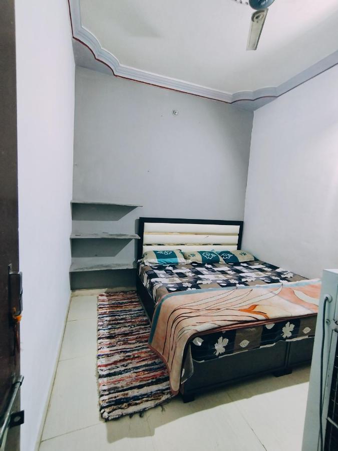 Kalpeshwar Homestay Ujjain Buitenkant foto